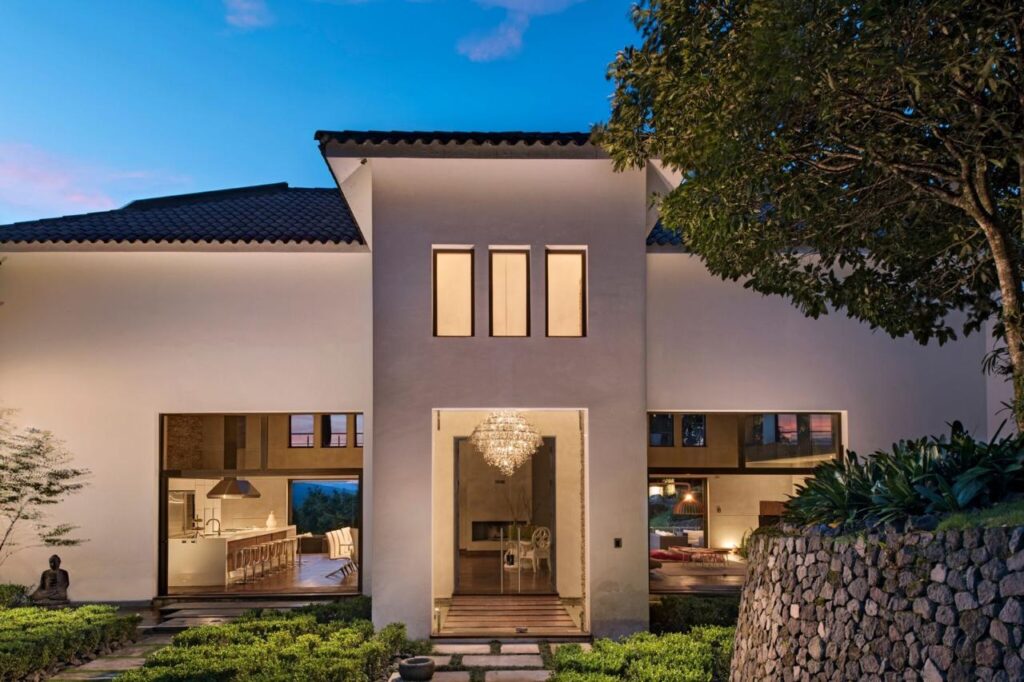 herdoa builders, cost arica