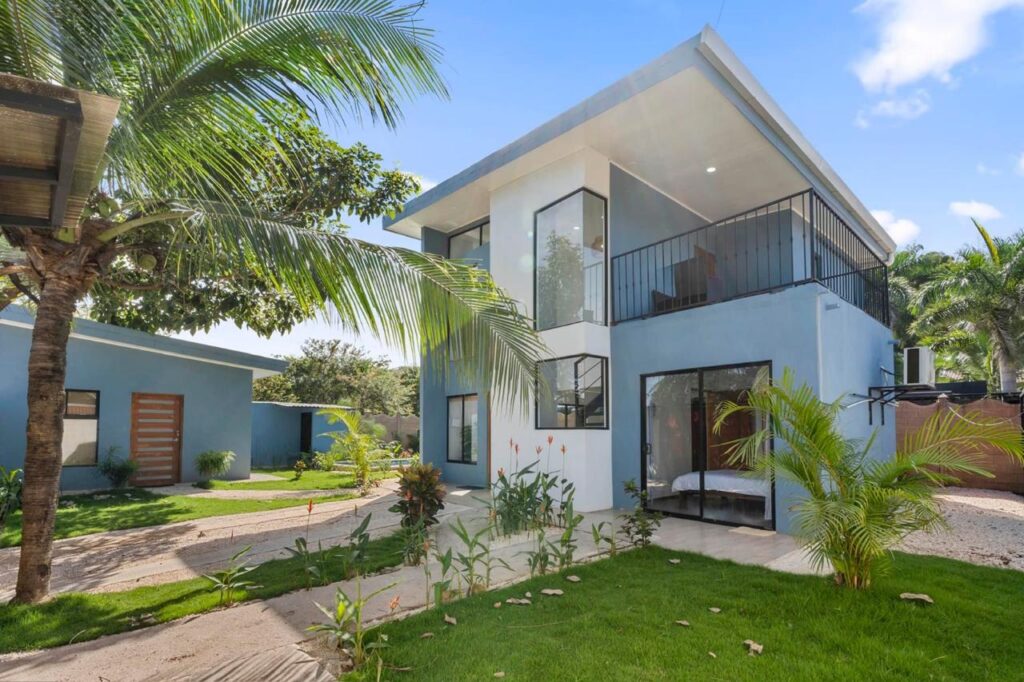 garabito, builders, jaco